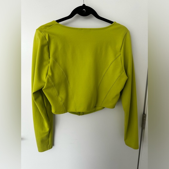 BRIGHT GREEN ARITZIA SHIRT 🍋🟩 - Picture 2 of 3
